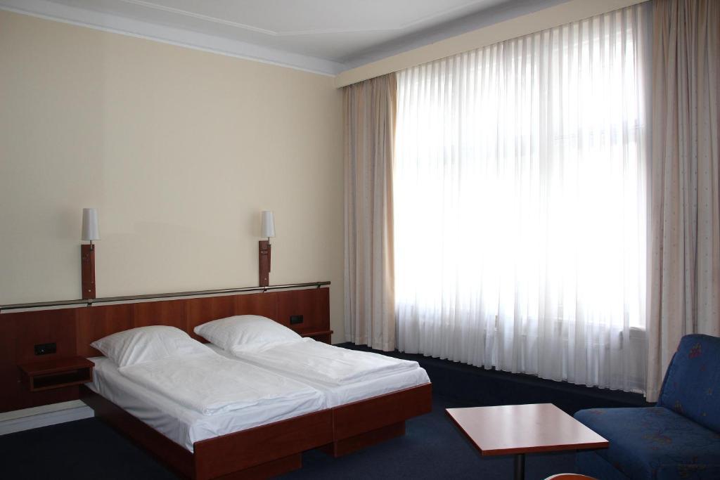 Kurfuerst Am Kurfuerstendamm Berlin Exteriör bild