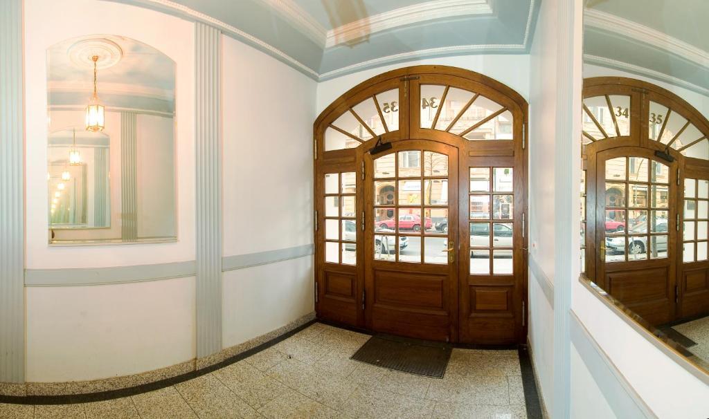 Kurfuerst Am Kurfuerstendamm Berlin Exteriör bild
