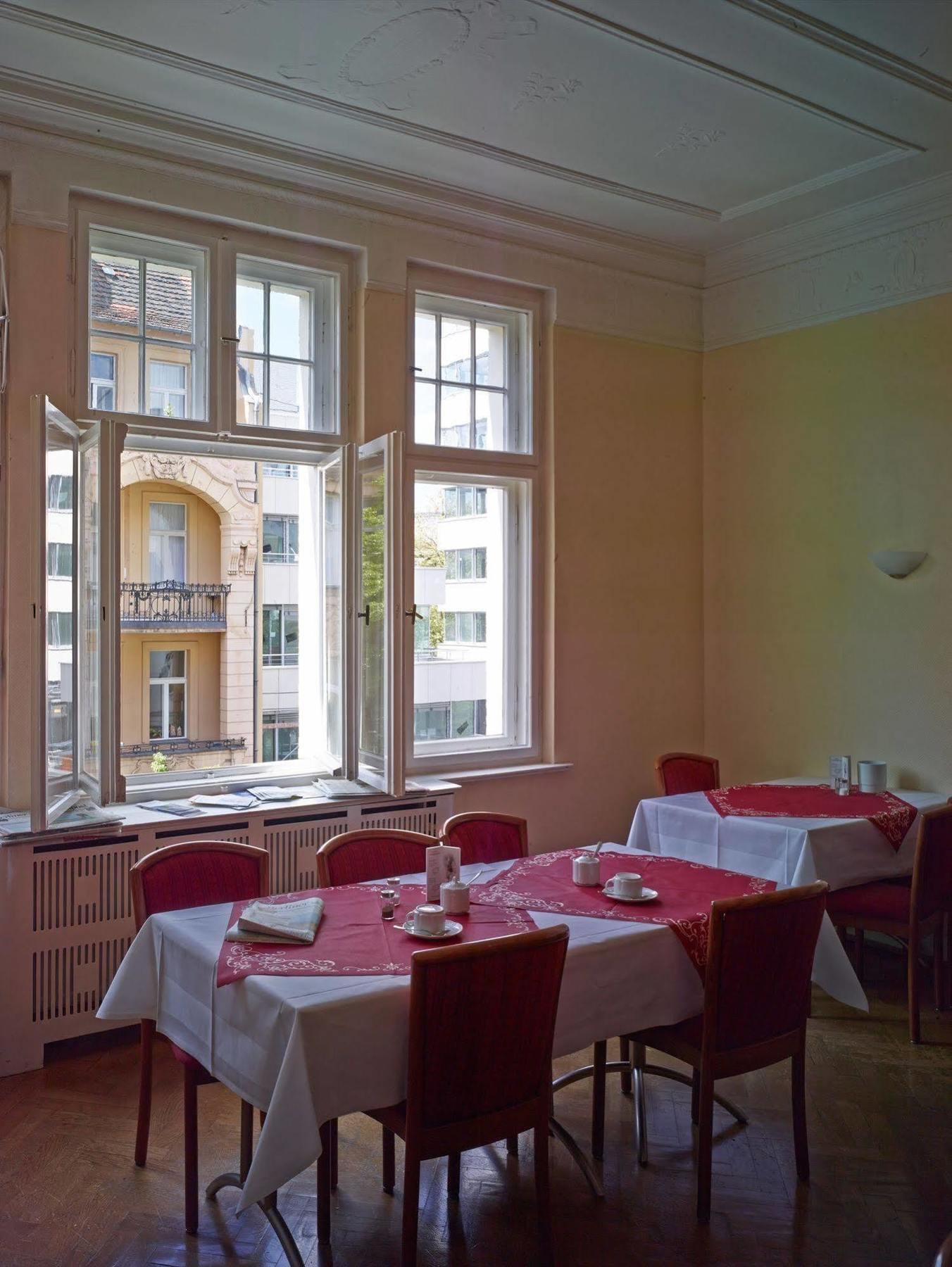 Kurfuerst Am Kurfuerstendamm Berlin Exteriör bild