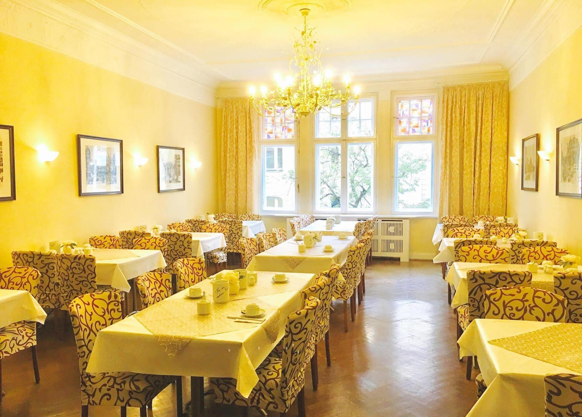 Kurfuerst Am Kurfuerstendamm Berlin Exteriör bild